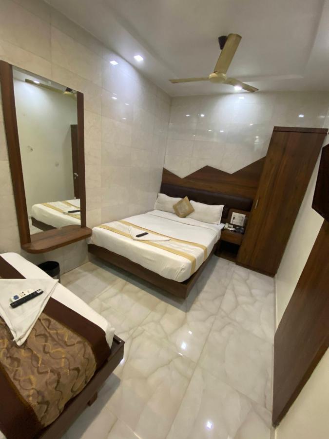Hotel Palace Residency Near Lokmanya Tilak Terminus Mumbai Kültér fotó