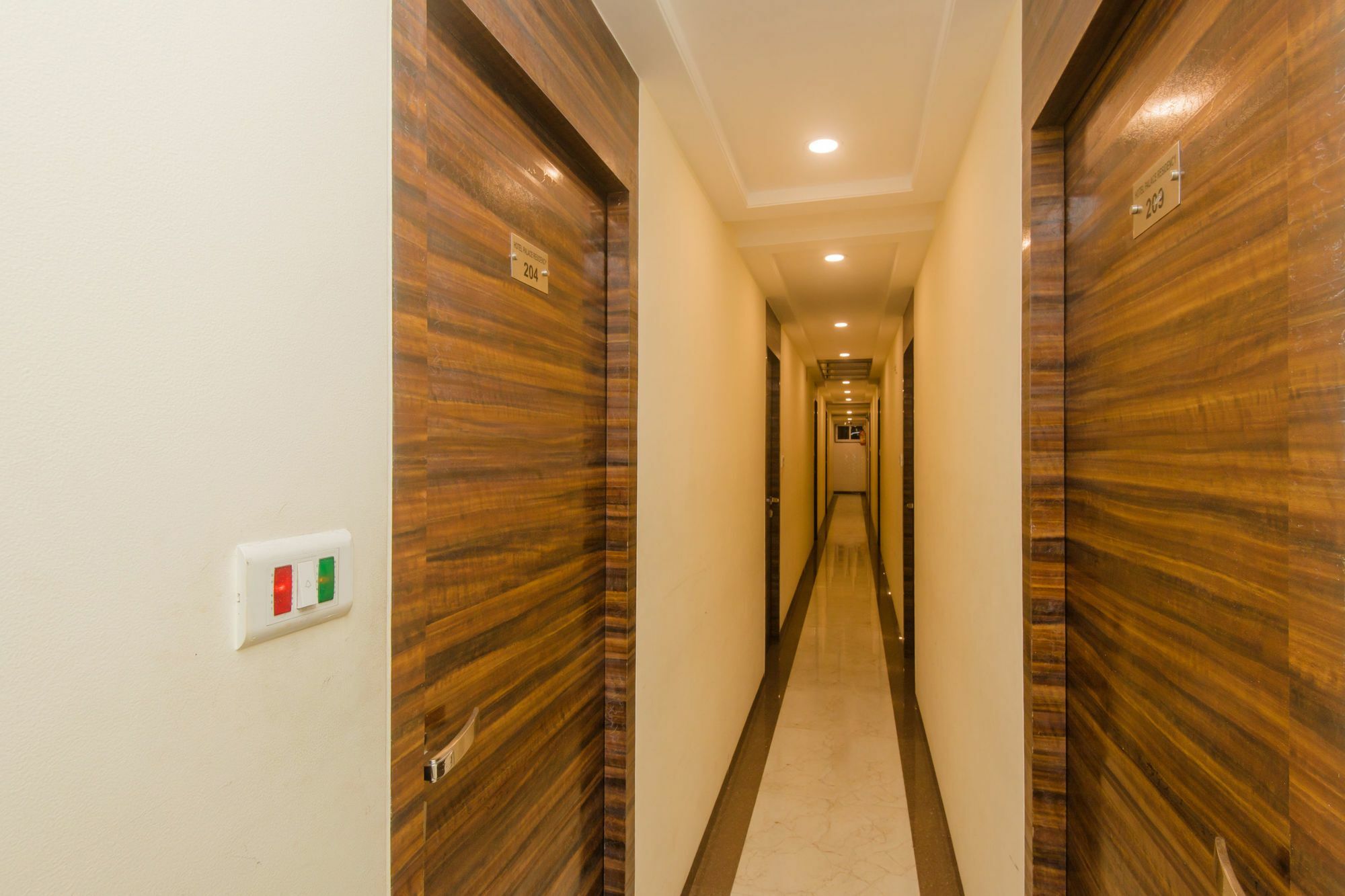 Hotel Palace Residency Near Lokmanya Tilak Terminus Mumbai Kültér fotó