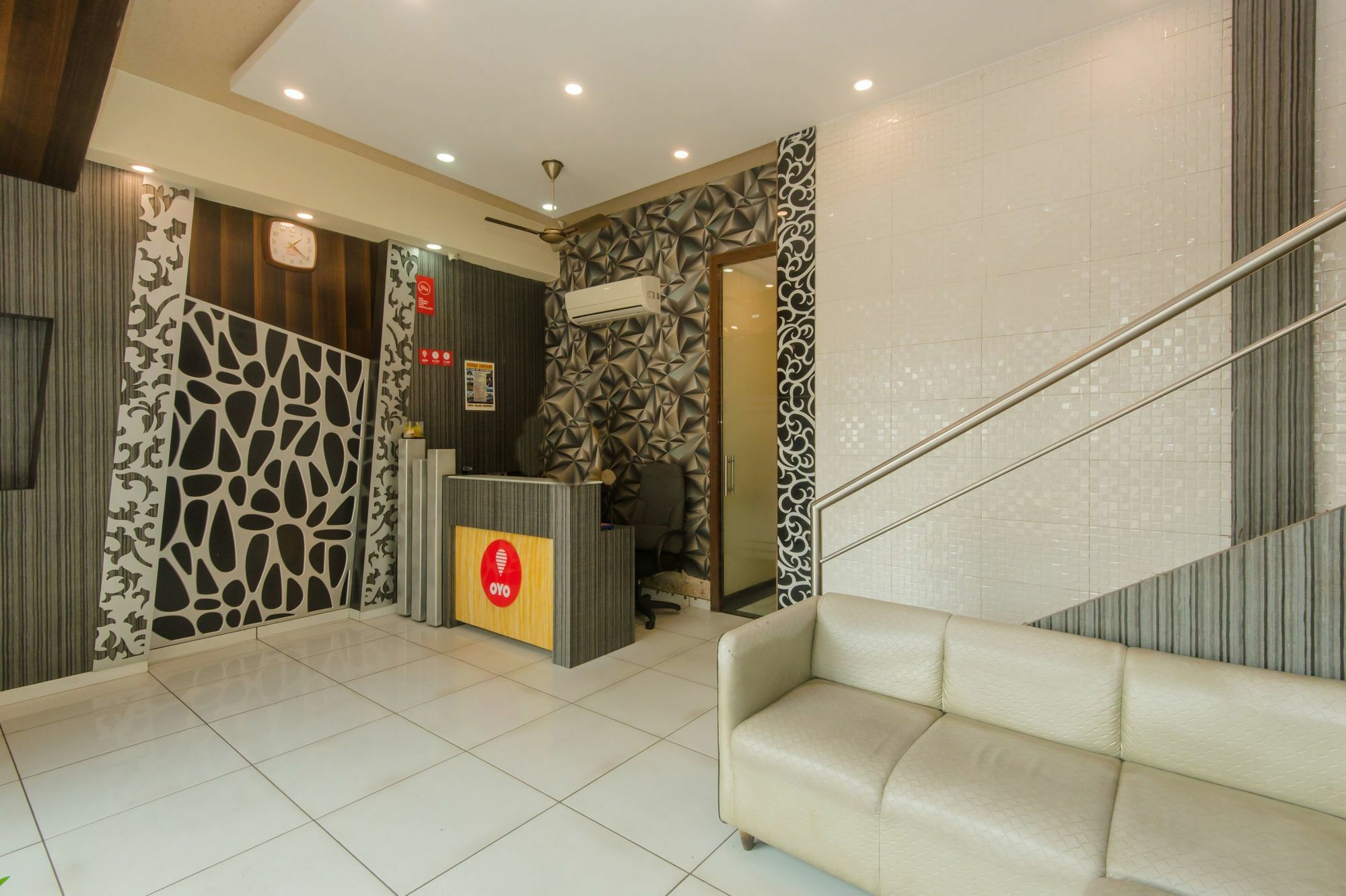 Hotel Palace Residency Near Lokmanya Tilak Terminus Mumbai Kültér fotó